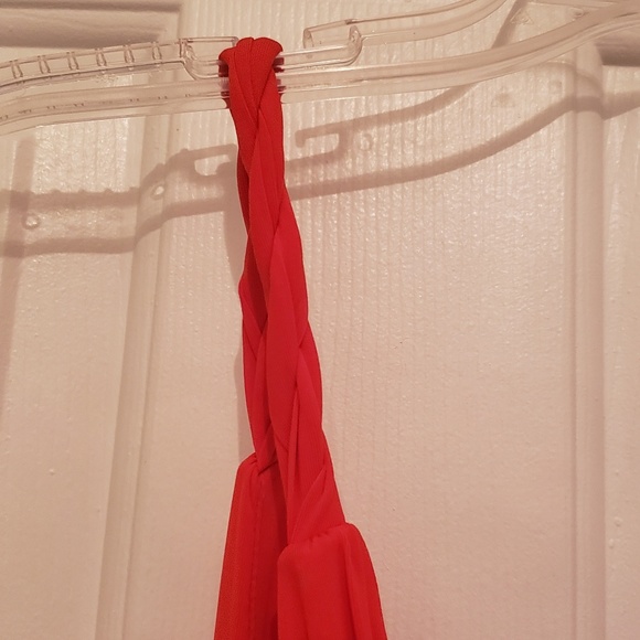 Bebe Dress - Picture 2 of 8